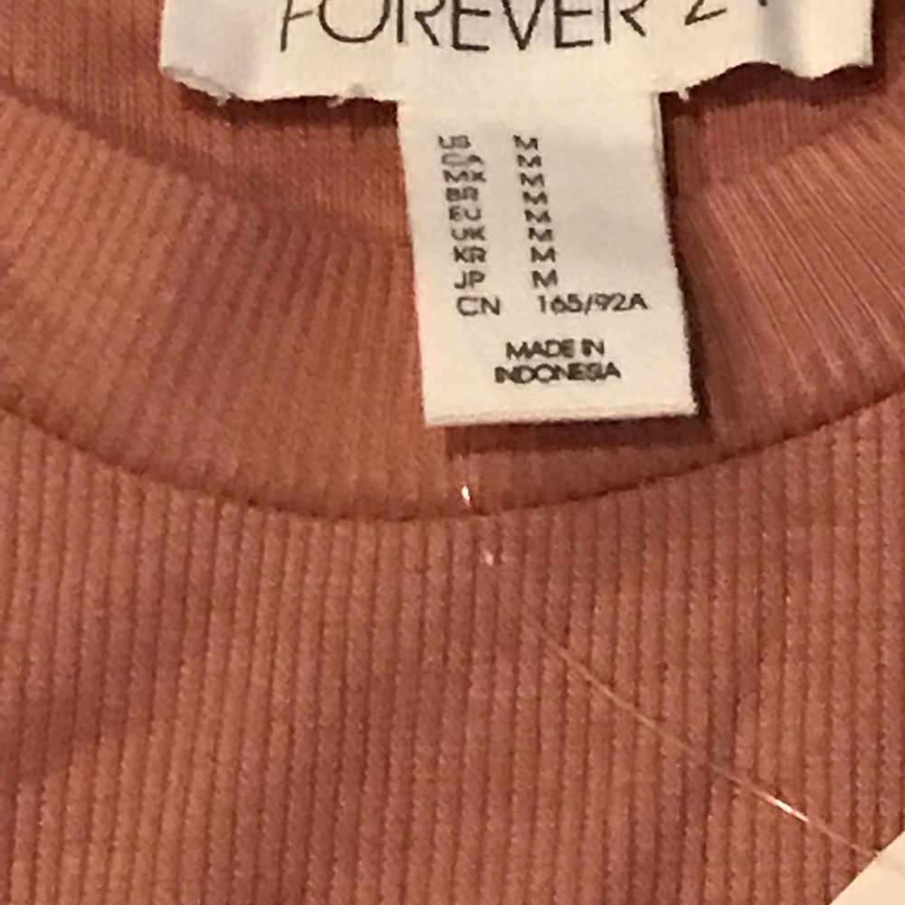 FOREVER 21 Ribbed Top - Picture 2 of 3